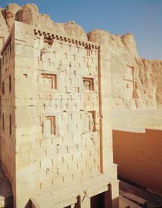 カバイザルドゥシュト、紀元前500年頃 作： Achaemenid